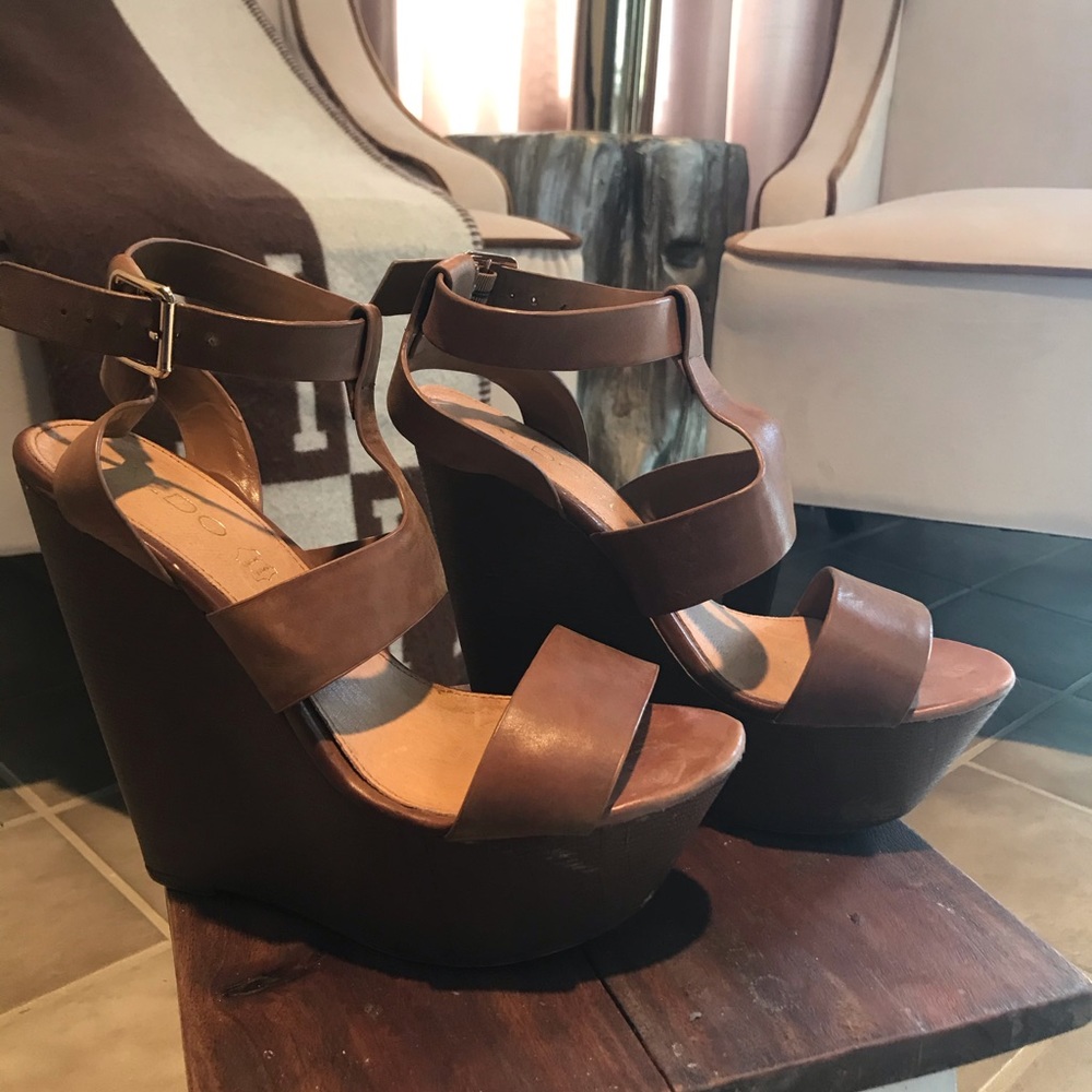 Brown/ Tan Aldo Wedges